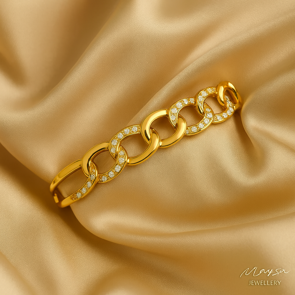 La Chaîne – by MAYSA