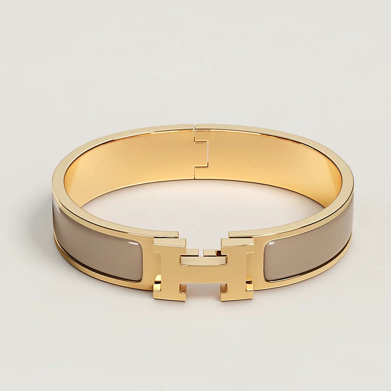 Smalle H Armband in Effen Emaille – Elegant en Innovatief